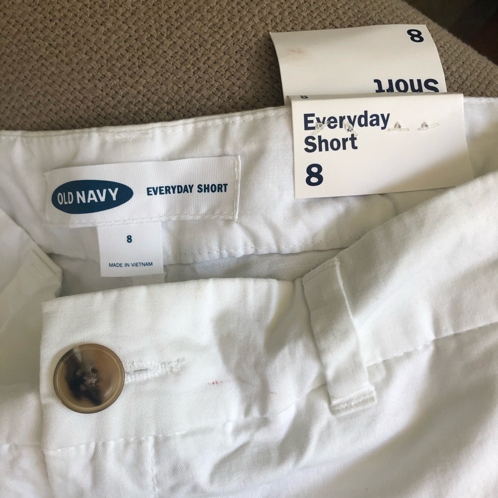 White 5” Cotton Twill Shorts NEW Size 8 - Picture 5 of 6